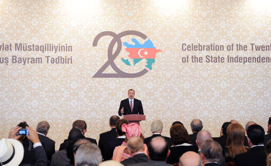 Президент Ильхам Алиев: "Мы стремимся довести критерии развития Азербайджана до стандартов европейских государств" - ОБНОВЛЕНО - ФОТО