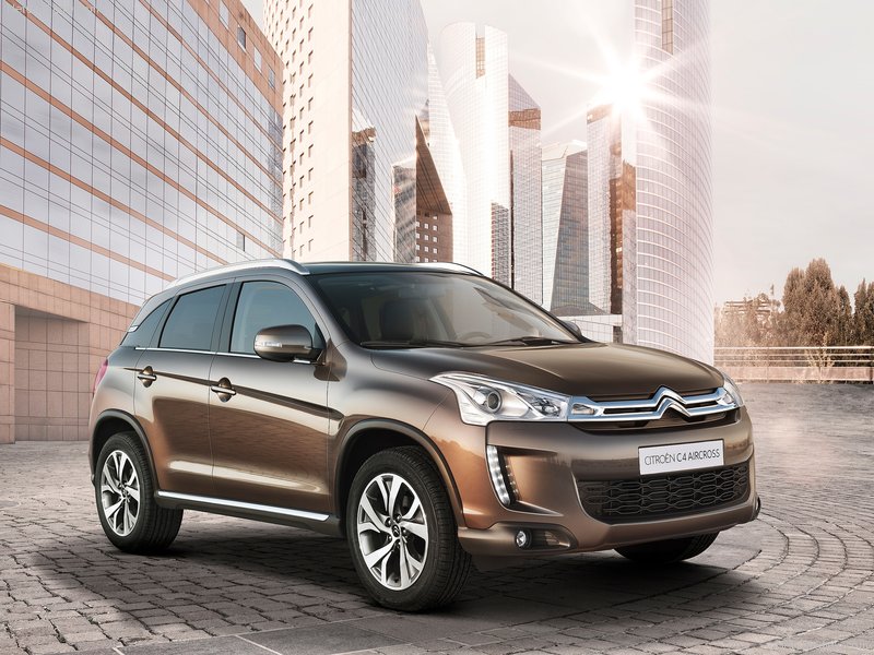 Citroen представил новый компактный кроссовер - ФОТОСЕССИЯ