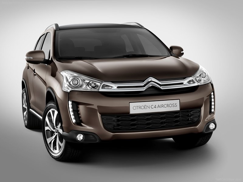 Citroen представил новый компактный кроссовер - ФОТОСЕССИЯ