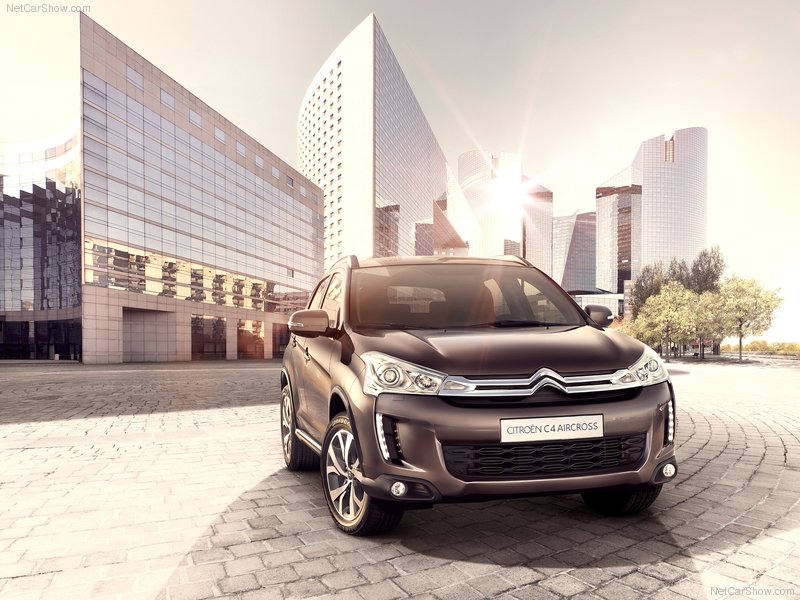 Citroen представил новый компактный кроссовер - ФОТОСЕССИЯ