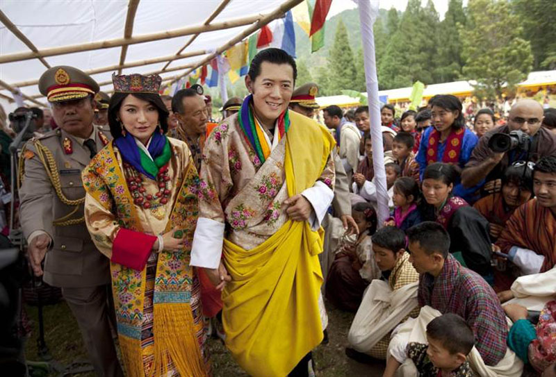 Король Бутана женился на простолюдинке - ОБНОВЛЕНО - ФОТО