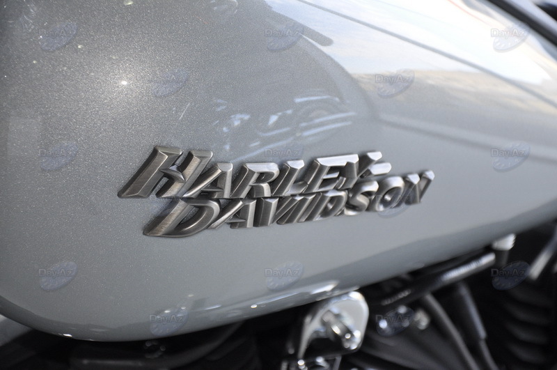 Легенда на двух колесах: Harley-Davidson рассекает по улицам Баку - ФОТОСЕССИЯ