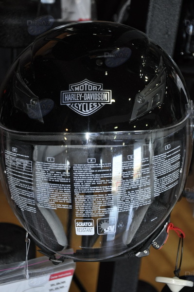 Легенда на двух колесах: Harley-Davidson рассекает по улицам Баку - ФОТОСЕССИЯ