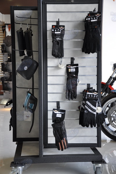 Легенда на двух колесах: Harley-Davidson рассекает по улицам Баку - ФОТОСЕССИЯ