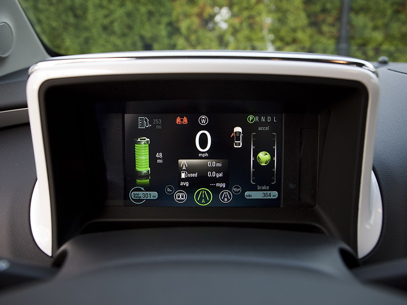 В стиле электро: Chevrolet Volt - ТЕСТ-ДРАЙВ - ФОТО