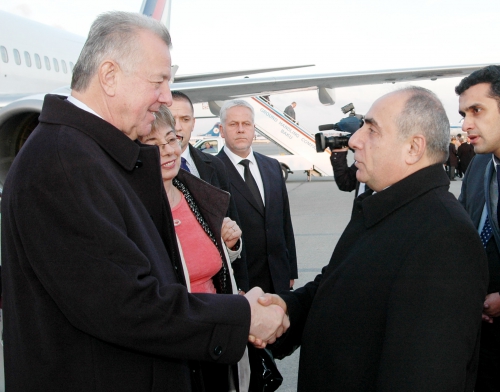Президент Ильхам Алиев: "Мы вносим свой вклад в энергетическую безопасность наших партнеров" - ОБНОВЛЕНО - ФОТО