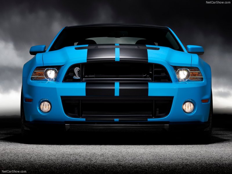 Ford обновил четыре модели Mustang, добавив им мощности - ФОТОСЕССИЯ