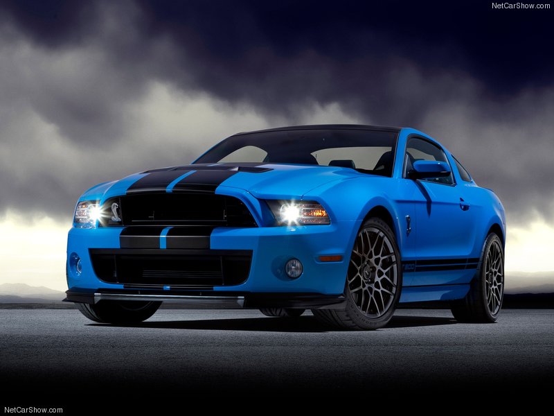 Ford обновил четыре модели Mustang, добавив им мощности - ФОТОСЕССИЯ