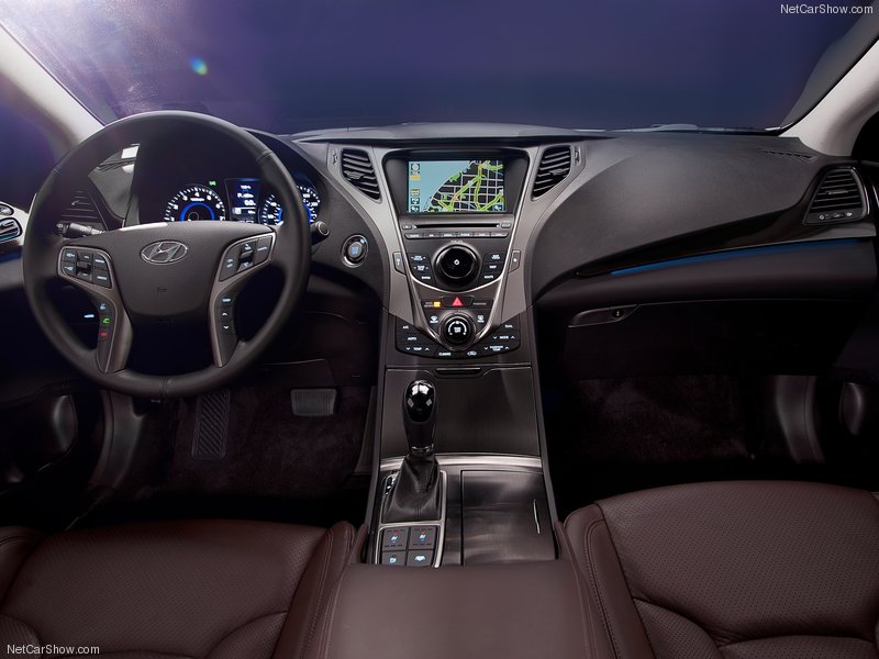 Новый Hyundai Azera 2012 дебютировал в Лос-Анджелесе - ФОТОСЕССИЯ