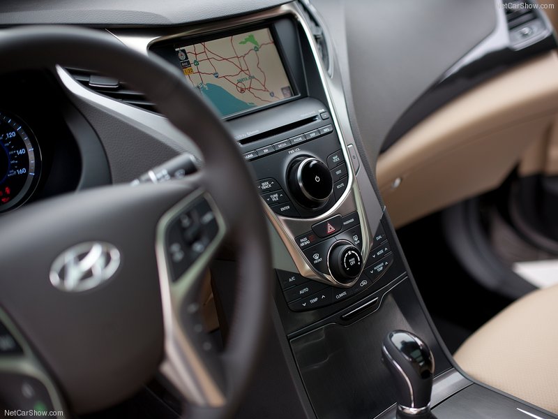 Новый Hyundai Azera 2012 дебютировал в Лос-Анджелесе - ФОТОСЕССИЯ