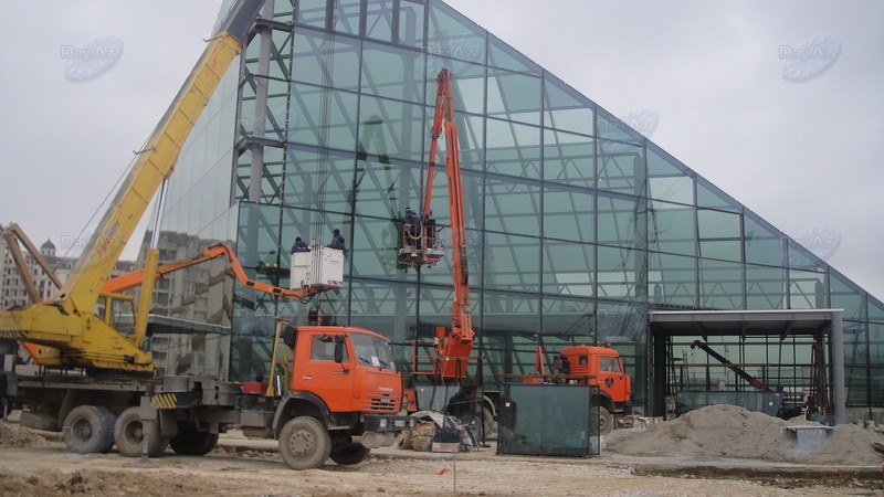 Новый вестибюль одной из станций бакинского метро почти готов – ФОТО