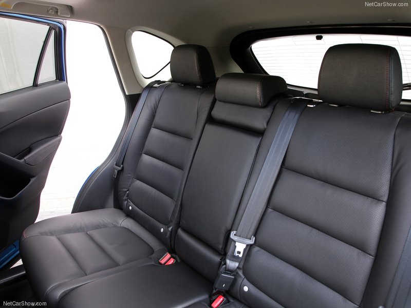 Новейший кроссовер Mazda CX-5 2013 года - ФОТОСЕССИЯ