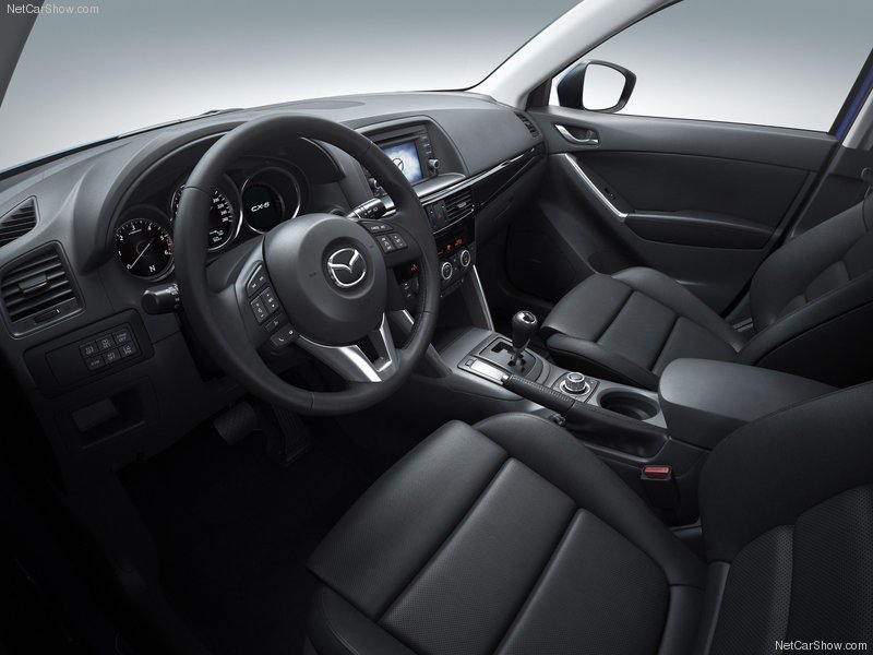 Новейший кроссовер Mazda CX-5 2013 года - ФОТОСЕССИЯ