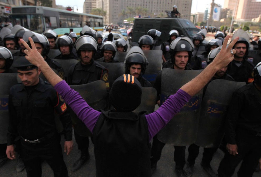 Массовые беспорядки и протесты в Египте - ФОТОСЕССИЯ