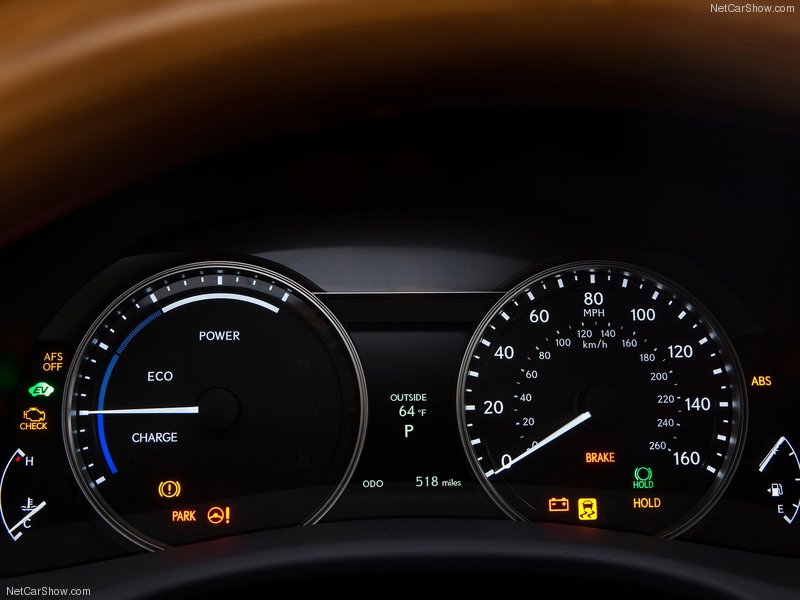Lexus официально представил GS 450h 2013 - ФОТОСЕССИЯ