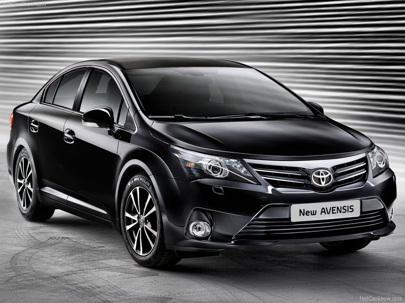 Toyota приступает к производству обновленной модели Avensis 2012 - ФОТОСЕССИЯ