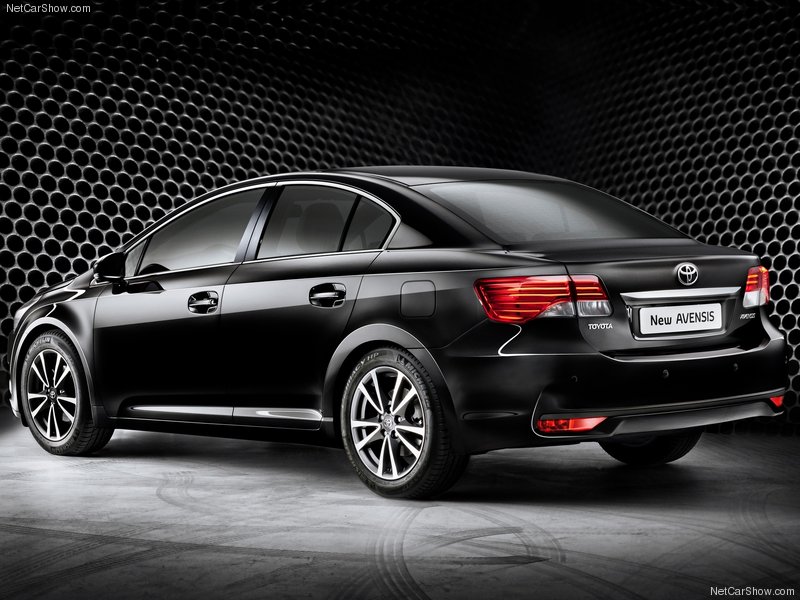Toyota приступает к производству обновленной модели Avensis 2012 - ФОТОСЕССИЯ