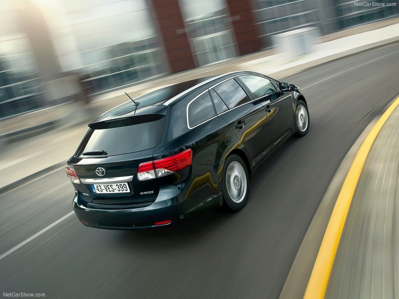 Toyota приступает к производству обновленной модели Avensis 2012 - ФОТОСЕССИЯ