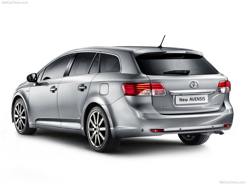 Toyota приступает к производству обновленной модели Avensis 2012 - ФОТОСЕССИЯ