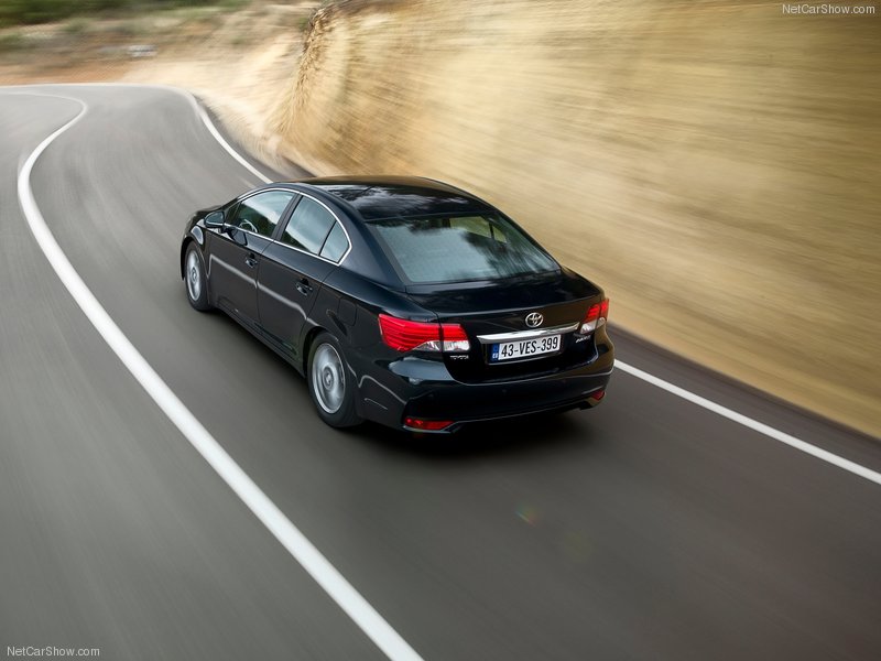 Toyota приступает к производству обновленной модели Avensis 2012 - ФОТОСЕССИЯ