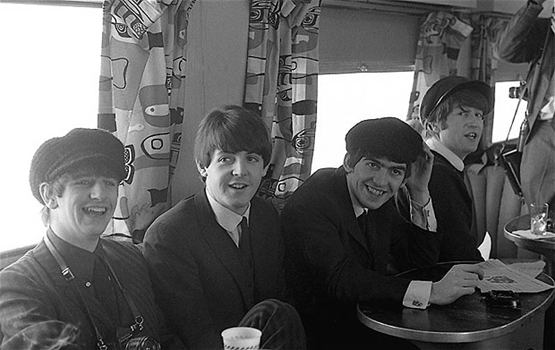 "Битлз": неизвестные фотографии первого американского турне 1964 года - ФОТОСЕССИЯ