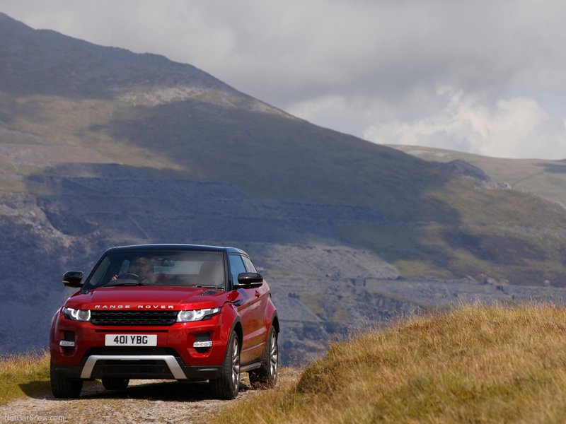 Новая модель Range Rover станет крупнее - ФОТОСЕССИЯ