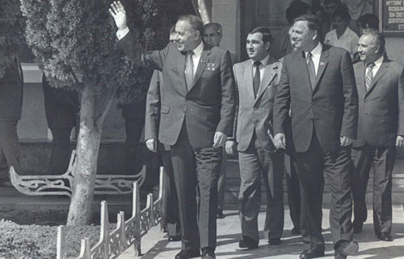 Александр Иванов: "Гейдар Алиев был человеком, созданным для народа" - ФОТО