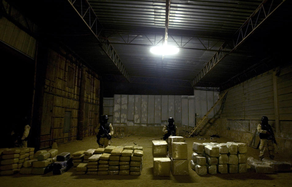 Нарковойна в Мексике: 5 лет кровопролития - ФОТОСЕССИЯ