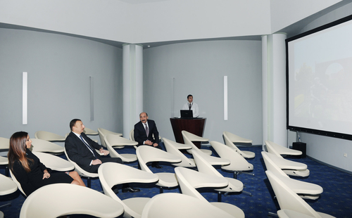 Президент Ильхам Алиев и его супруга Мехрибан Алиева приняли участие в открытии музея, построенного в Гобустанском заповеднике – ФОТО