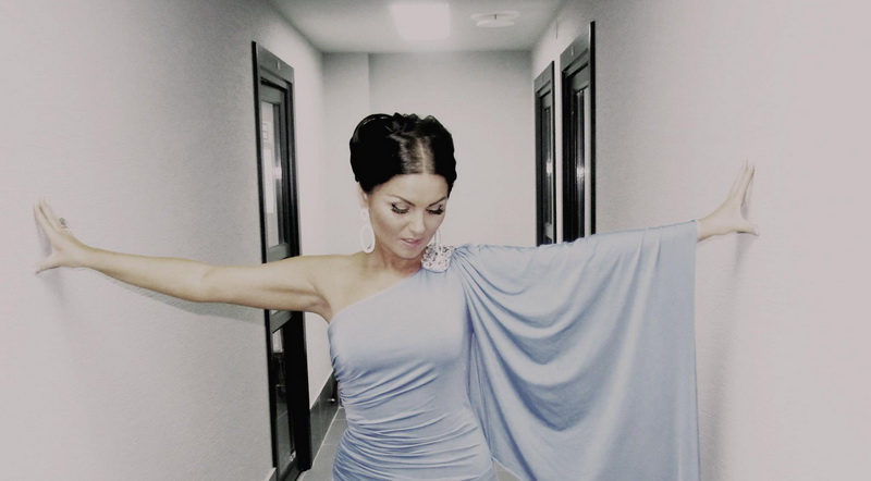 Гюнеш Аббасова: "В Минске не могу себе такое позволить…" - ФОТО