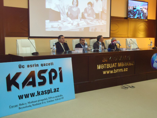 В Баку отметили юбилей газеты "Каспий" - ФОТО