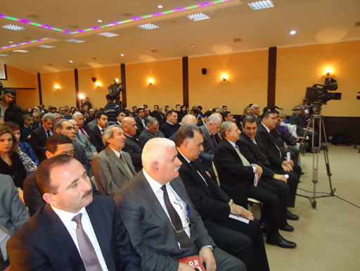 В Баку отметили юбилей газеты "Каспий" - ФОТО