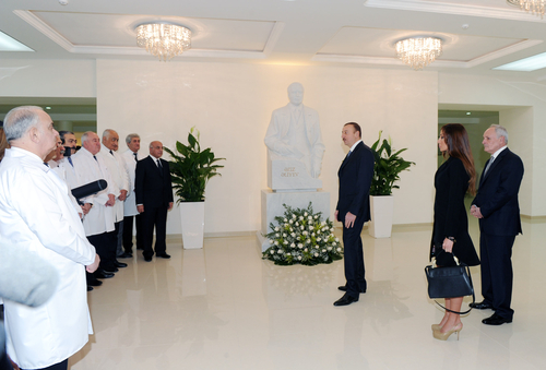 Президент Ильхам Алиев: "Проводимые в сфере здравоохранения реформы высоко оцениваются не только в Азербайджане, но уже и в мире" - ОБНОВЛЕНО - ФОТО
