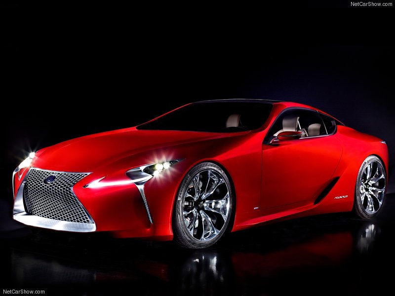 Lexus рассекретил снимки нового автомобиля - ФОТОСЕССИЯ