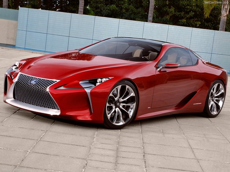 Lexus рассекретил снимки нового автомобиля - ФОТОСЕССИЯ
