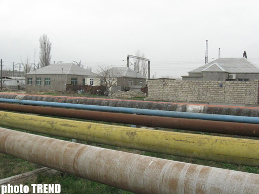 ГНКАР: "Незаконные постройки мешают добыче нефти" - ФОТО