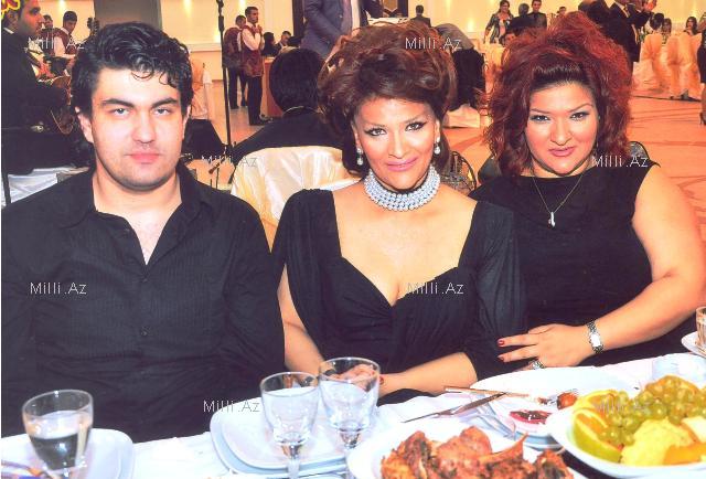 Bacısı Xumar Qədimovanın bütün sirlərini açdı - FOTO