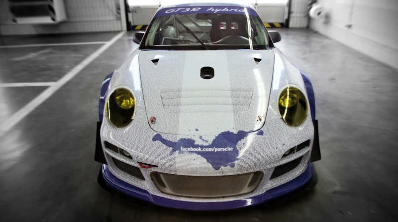 "Porsche" выпустил Facebook-мобиль - ФОТО