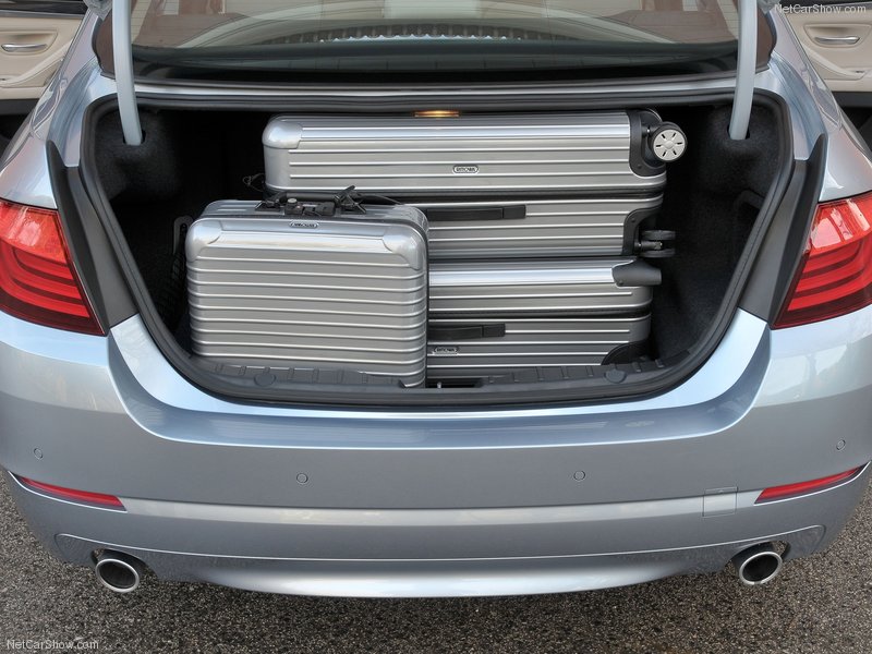 Горячая новинка: BMW 5 ActiveHybrid 2013 года - ФОТОСЕССИЯ