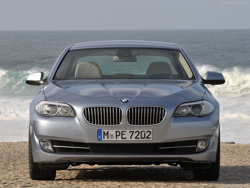 Горячая новинка: BMW 5 ActiveHybrid 2013 года - ФОТОСЕССИЯ