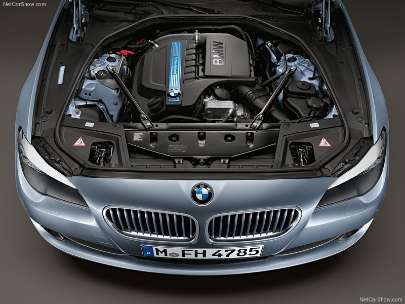 Горячая новинка: BMW 5 ActiveHybrid 2013 года - ФОТОСЕССИЯ