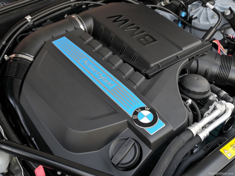 Горячая новинка: BMW 5 ActiveHybrid 2013 года - ФОТОСЕССИЯ