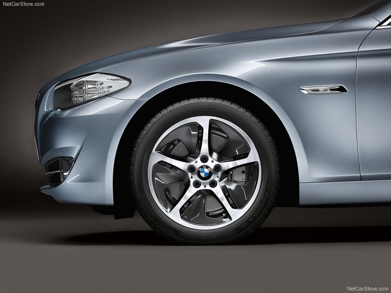 Горячая новинка: BMW 5 ActiveHybrid 2013 года - ФОТОСЕССИЯ