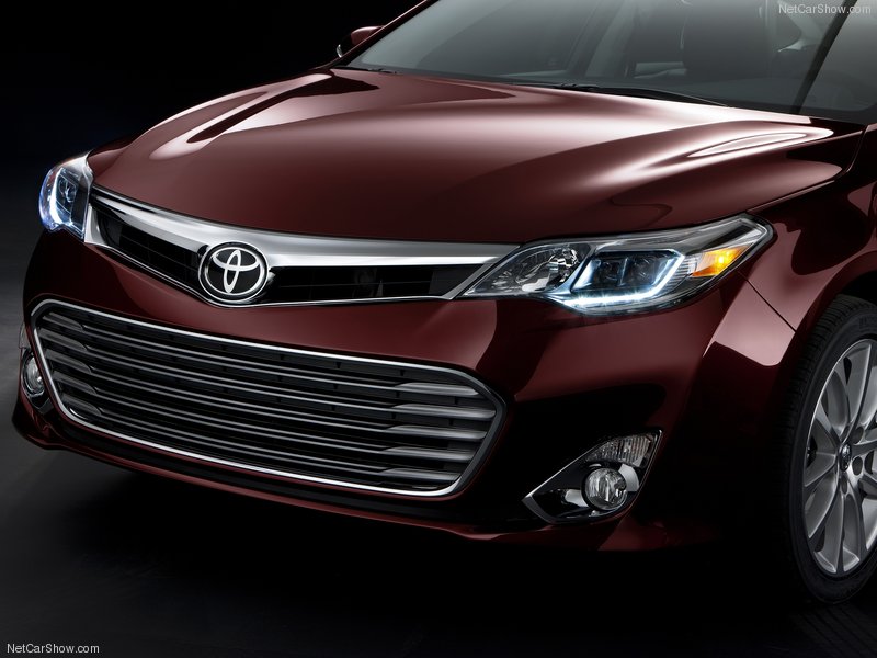 Toyota представила новый Avalon премиум-класса - ФОТОСЕССИЯ