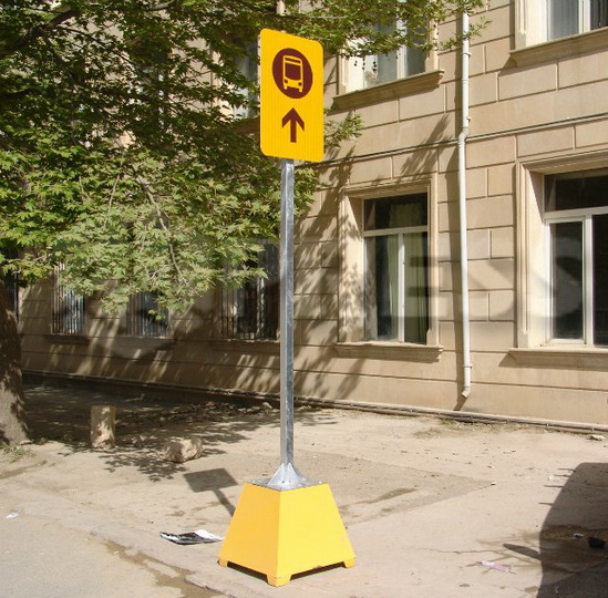 Новые уличные указатели в Баку - ФОТО