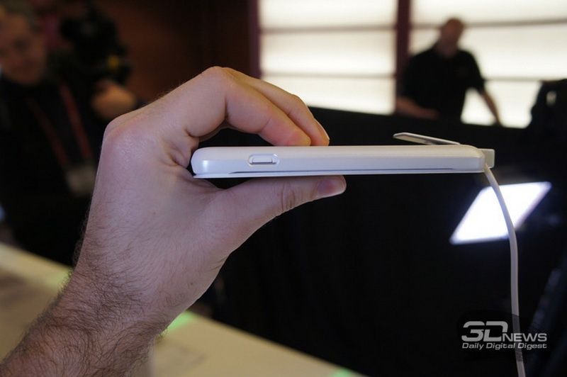 LG представила новые смартфоны и мощный фаблет - ФОТО