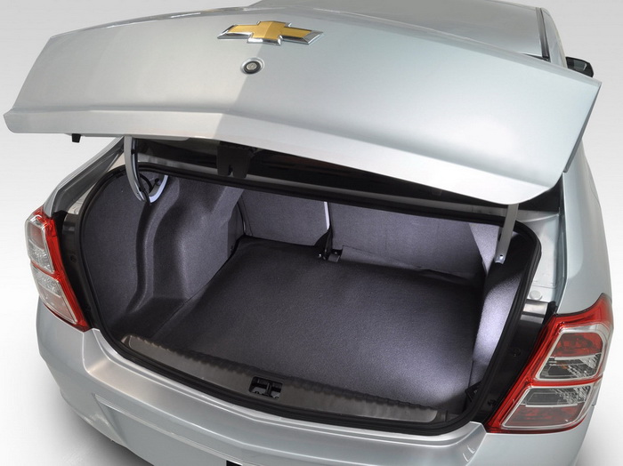 Chevrolet Cobalt может добраться до Европы - ФОТО