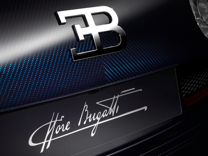 Bugatti посвятила спецверсию гиперкара Veyron своему основателю - ФОТО