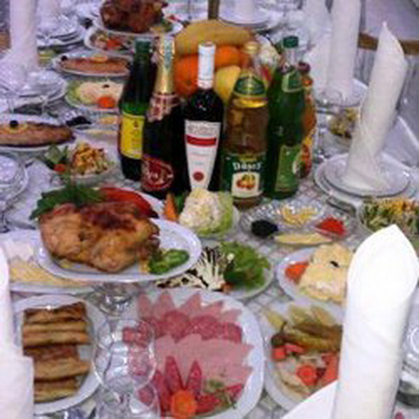 Azərbaycanda restoran qarşıdurması: toy xərcləri aşağı salınsın - FOTO