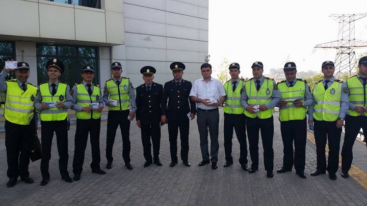 Yol polisinin xarici vətəndaşla ünsiyyətində problem olmayacaq – FOTO